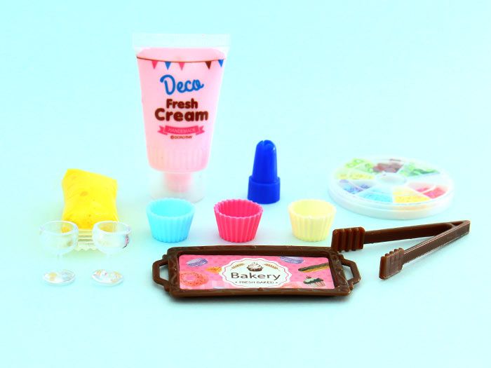 DIY Whipped Cream Cupcake Kit