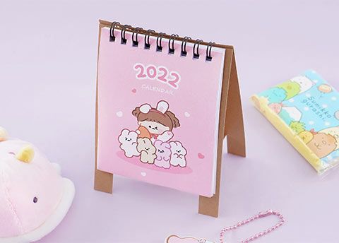 Happy Animal 2022 Desk Calendar