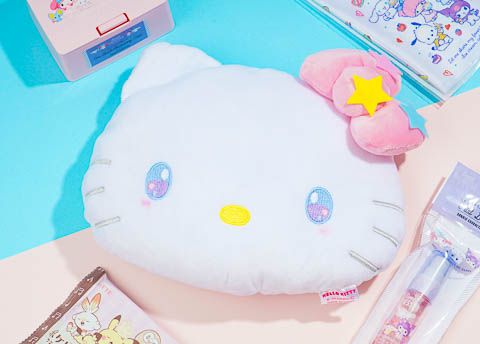 Hello Kitty Puroland Plushie